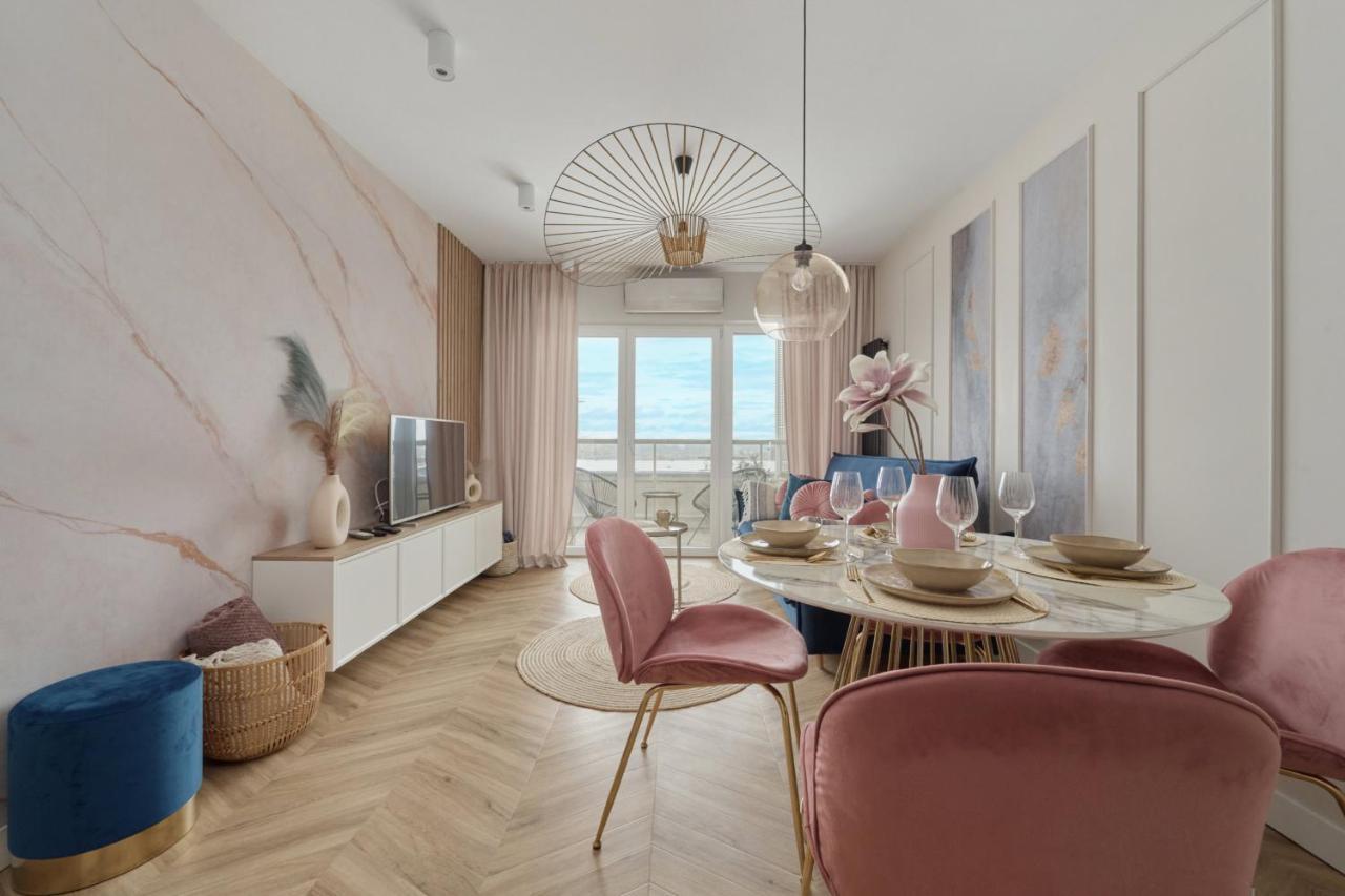 Elegant Apartment With Balcony Krakowska Wroclaw By Renters Prestige Exterior foto